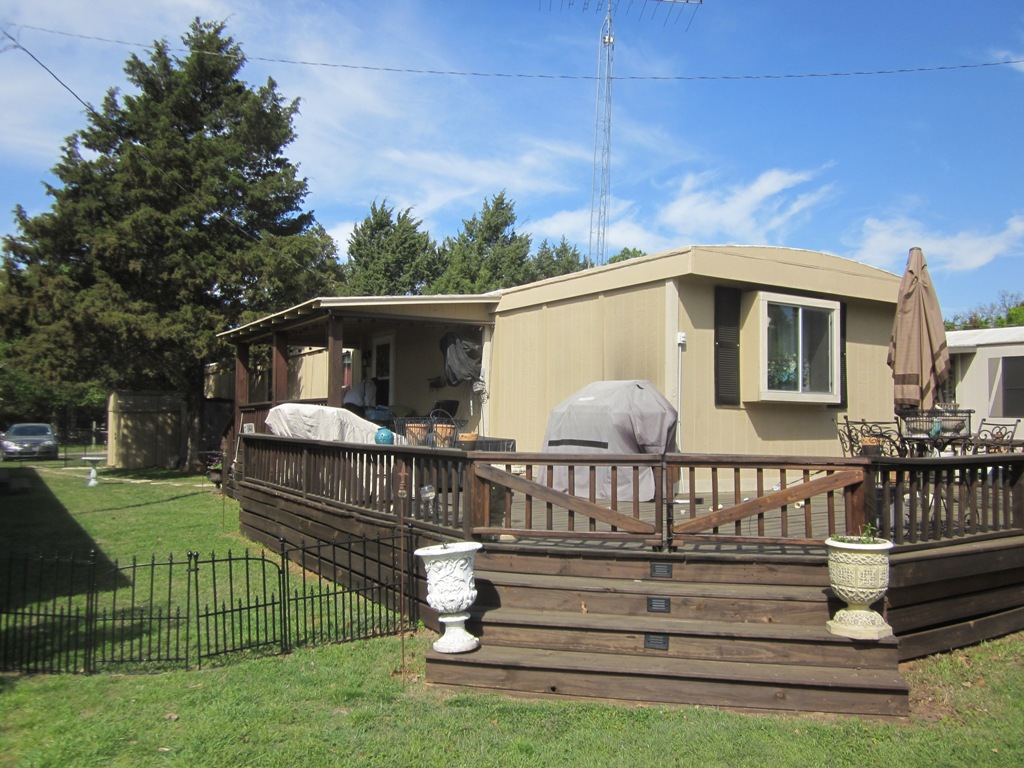 Shaeffer lake house